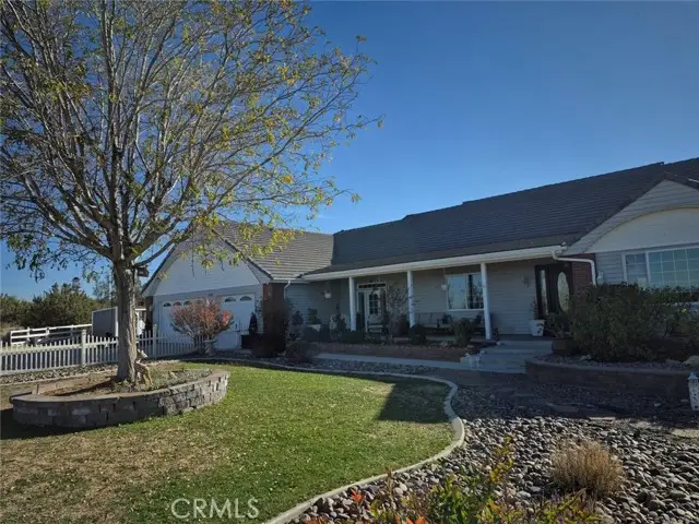 9968 Silver Rock Road, Pinon Hills, CA 92372 - Image #1