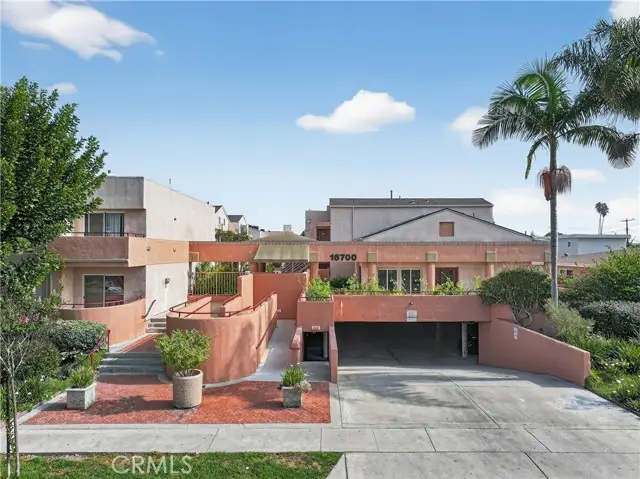 16700 Yukon Avenue #202, Torrance, CA 90504 - Image #1