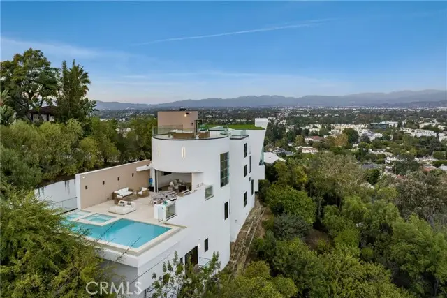 3596 Woodhill Canyon, Studio City, CA 91604 - #2