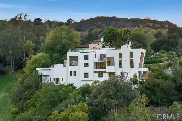 3596 Woodhill Canyon, Studio City, CA 91604 - #3