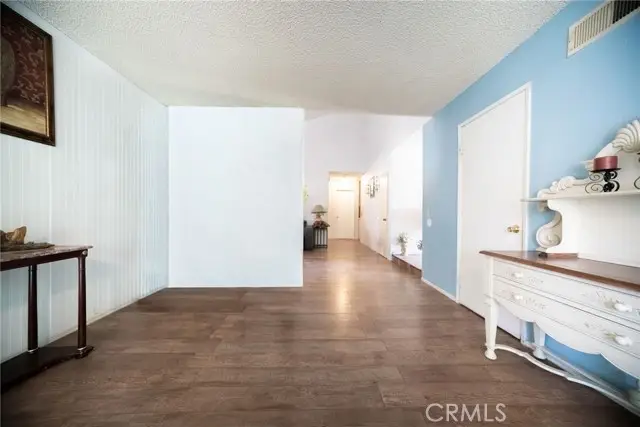 2433 Medina Avenue, Simi Valley, CA 93063 - Image #3