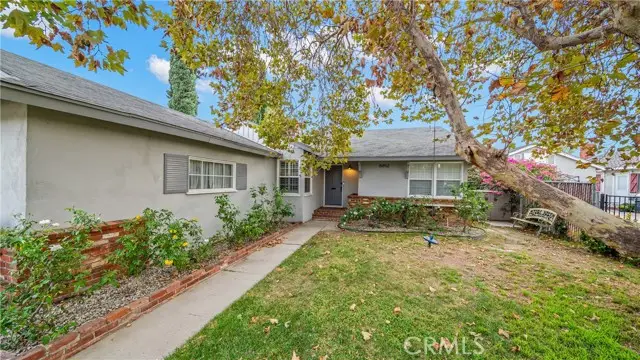 15852 Index Street, Granada Hills, CA 91344 - Image #3