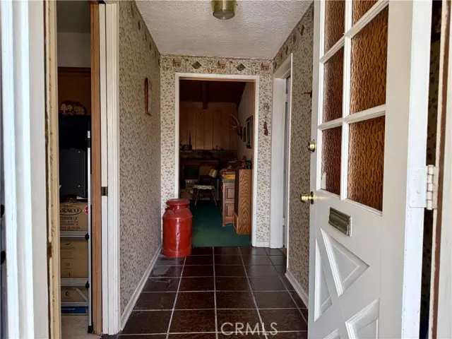 8537 Langdon Avenue, North Hills, CA 91343 - Image #3