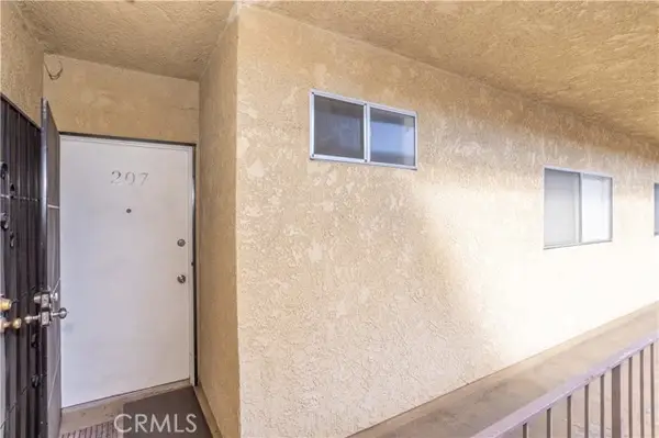 6255 Woodman Ave Unit 207, Los Angeles, CA 91401