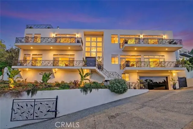 3952 Oakfield Drive, Sherman Oaks, CA 91423 - Image #1