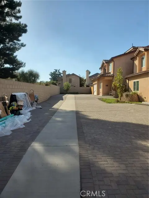 20819 W Seasons Lane, Winnetka, CA 91306 - Image #1