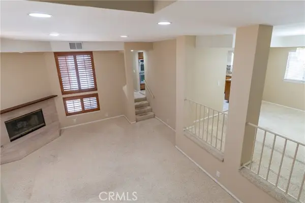 23169 Mulholland #3, Woodland Hills (los Angeles), CA 91364