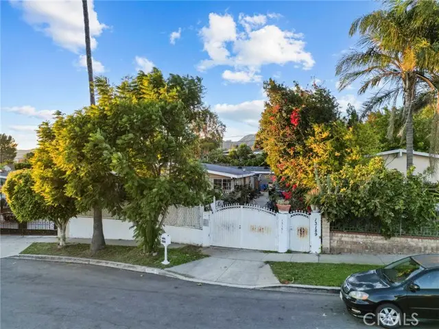 13191 Herron Street, Sylmar, CA 91342 - Image #1