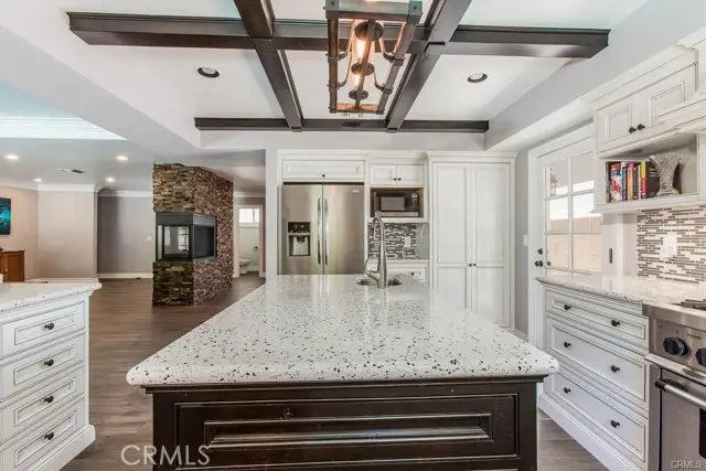 16009 Acre Street, North Hills, CA 91343 - Image #3