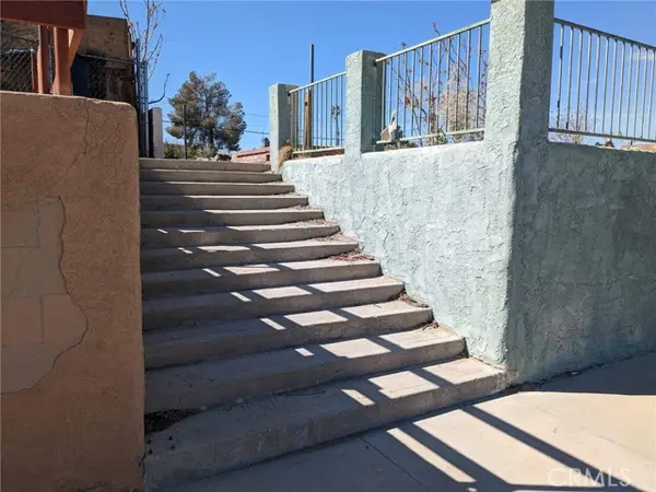 226 E Fredricks, Barstow, CA 92311