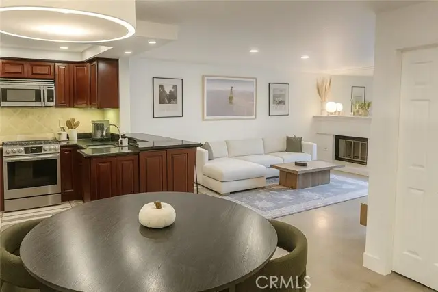 8512 Tuscany #222, Playa Del Rey, CA 90293 - Image #2