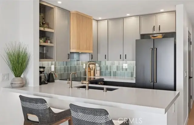 218 E Surfside, Port Hueneme, CA 93041 - Image #2