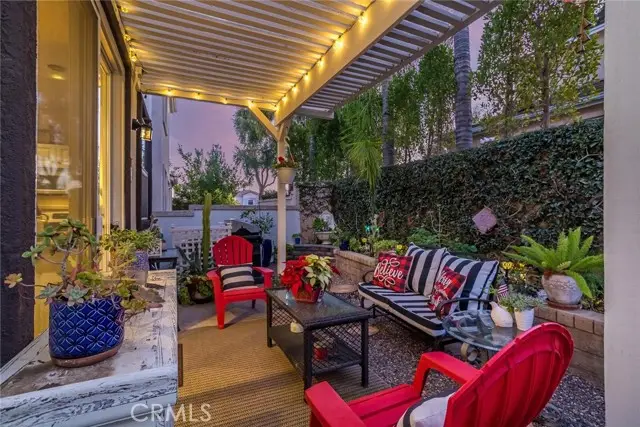 27839 Skycrest Circle #9, Valencia, CA 91354 - Image #3