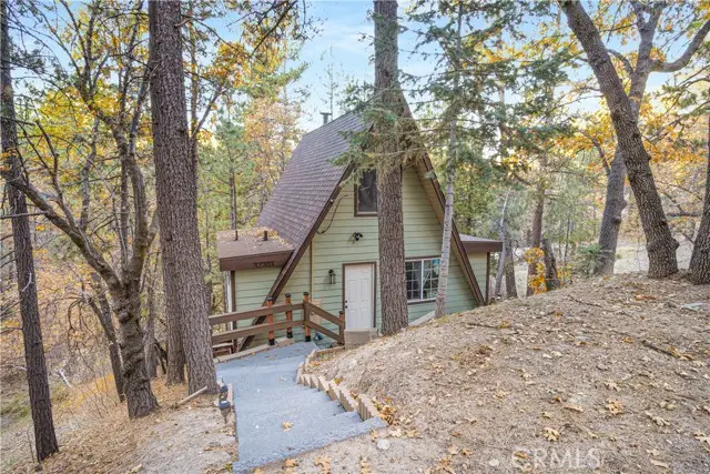 32703 Tulip Lane, Running Springs, CA 92382 - #2