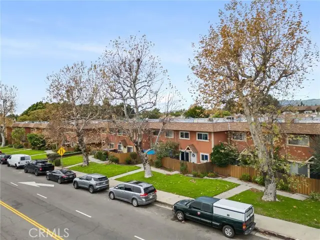 14265 Terra Bella Street #40, San Fernando Valley, CA 91402 - Image #2