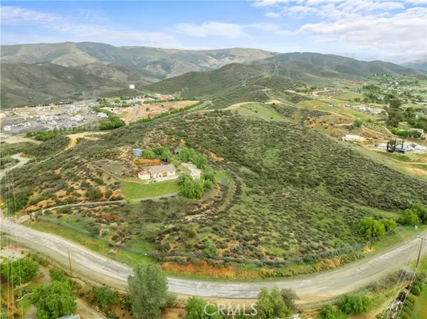 10657 Mint Canyon, Agua Dulce, CA 91390