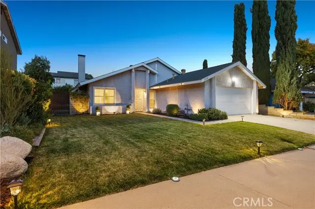 21633 Turmeric Court, Santa Clarita, CA 91350 - Image #2