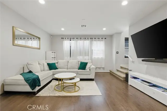 13238 Klein Court, Sylmar, CA 91342 - Image #2