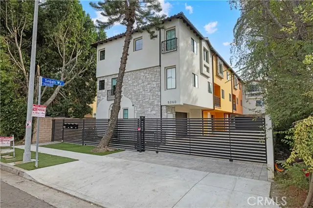 5248 Segals Way, Sherman Oaks, CA 91411 - Image #2