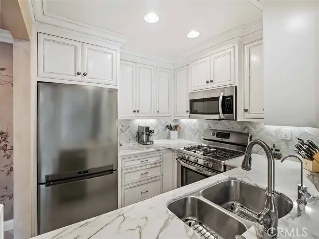 23839 Del Monte, Santa Clarita, CA 91355 - Image #3