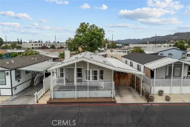 21500 Lassen, Chatsworth, CA 91311 - Image #2