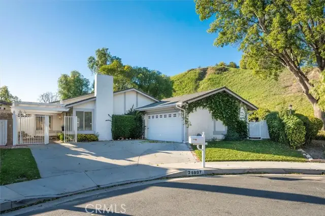 25897 Ramillo, Valencia, CA 91355 - Image #1