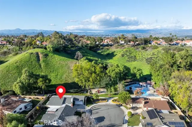 25897 Ramillo, Valencia, CA 91355 - Image #3