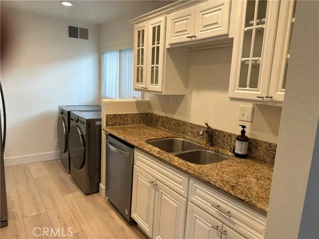 4648 Park Granada #170, Calabasas, CA 91302 - Image #2