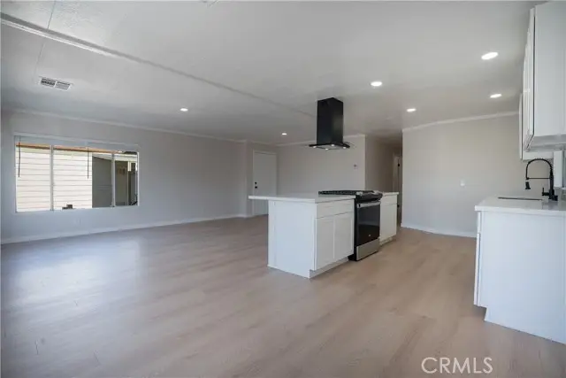 20401 Soledad Canyon, Santa Clarita, CA 91351 - Image #2