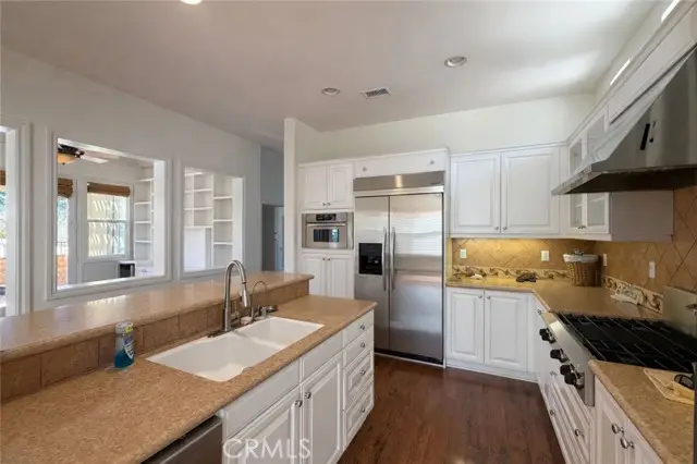 27976 Red Pine Court, Valencia, CA 91354 - Image #1