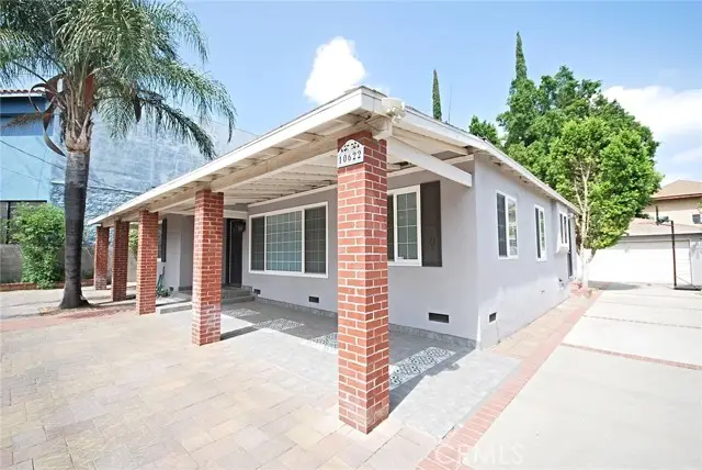 10622 Zelzah, Granada Hills, CA 91344 - Image #2