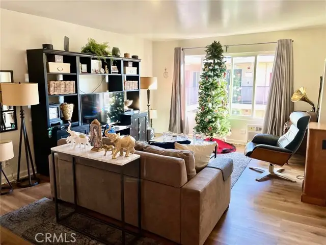 20327 Saticoy #304, Winnetka, CA 91306 - #3