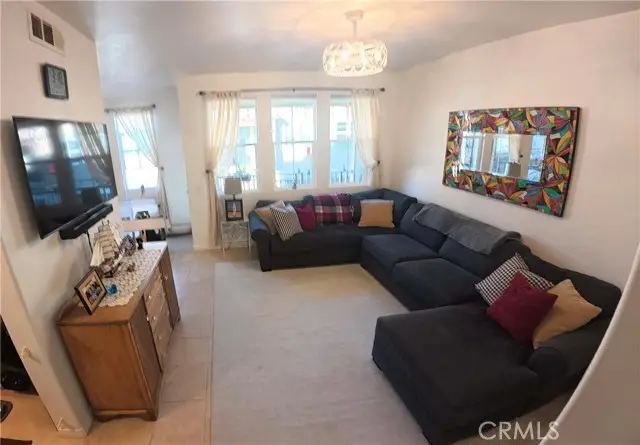 28475 Herrera Street, Valencia, CA 91354 - Image #3