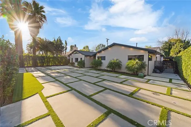 23103 Leonora, Woodland Hills, CA 91367 - #3