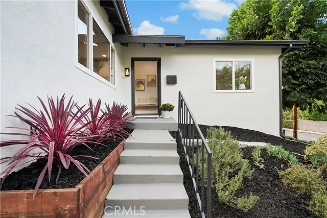 925 El Paso, Los Angeles, CA 90042 - #3