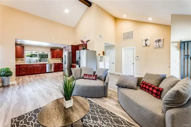 8380 Kentland, Canoga Park, CA 91304 - Image #2