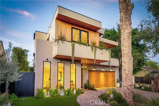 13221 Hesby, Sherman Oaks, CA 91423 - #2