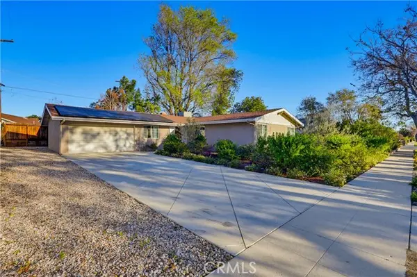 8008 Lena, West Hills (los Angeles), CA 91304
