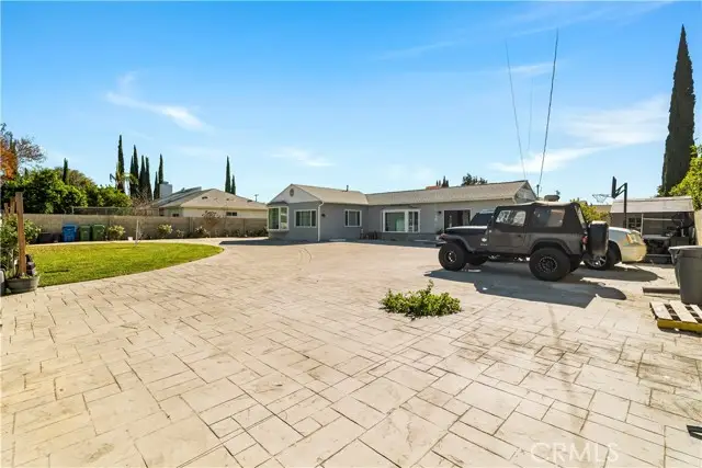 15358 Cohasset, Van Nuys, CA 91406 - #2