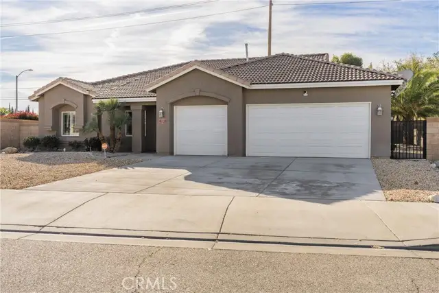 2104 W Avenue J7, Lancaster, CA 93536 - Image #1