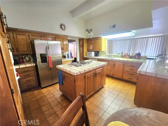 450 Fairway Drive, Palmdale, CA 93551 - Image #3