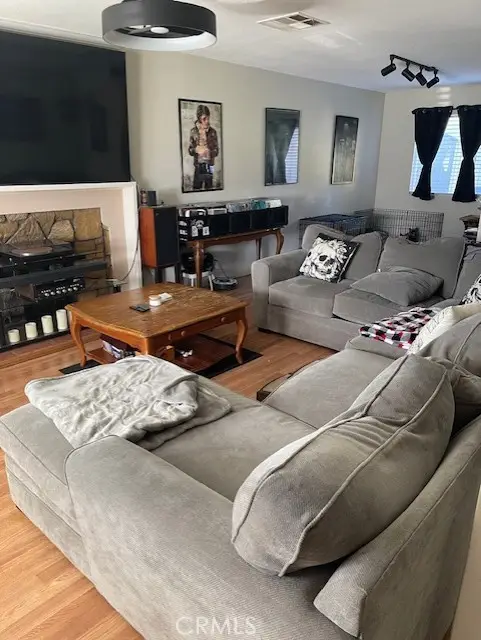 19555 Delight, Santa Clarita, CA 91351 - Image #3