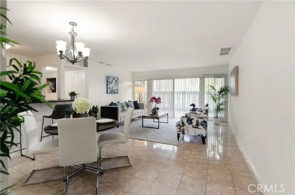 8601 International, Canoga Park (los Angeles), CA 91304