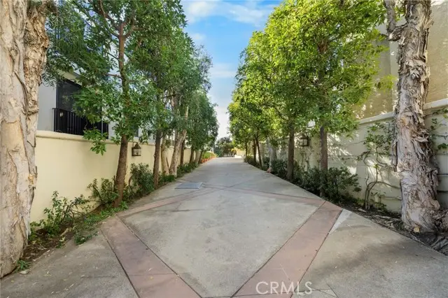 453 S Barrington, Los Angeles, CA 90049 - #1