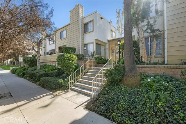 18408 Hatteras Street #44, Tarzana, CA 91356 - #2