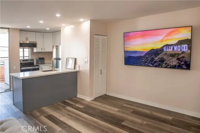 6151 Orange #215, Los Angeles, CA 90048 - Image #3