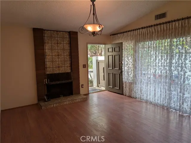 10044 Larwin #3, Chatsworth, CA 91311 - #3