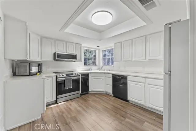 2411 Glacier Drive, Pine Mountain Club, CA 93225 - #2