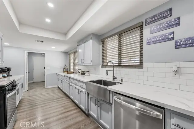 8954 E Avenue T14, Sun Village, CA 93543 - #3