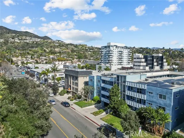 1126 N Central #101, Glendale, CA 91202 - Image #2